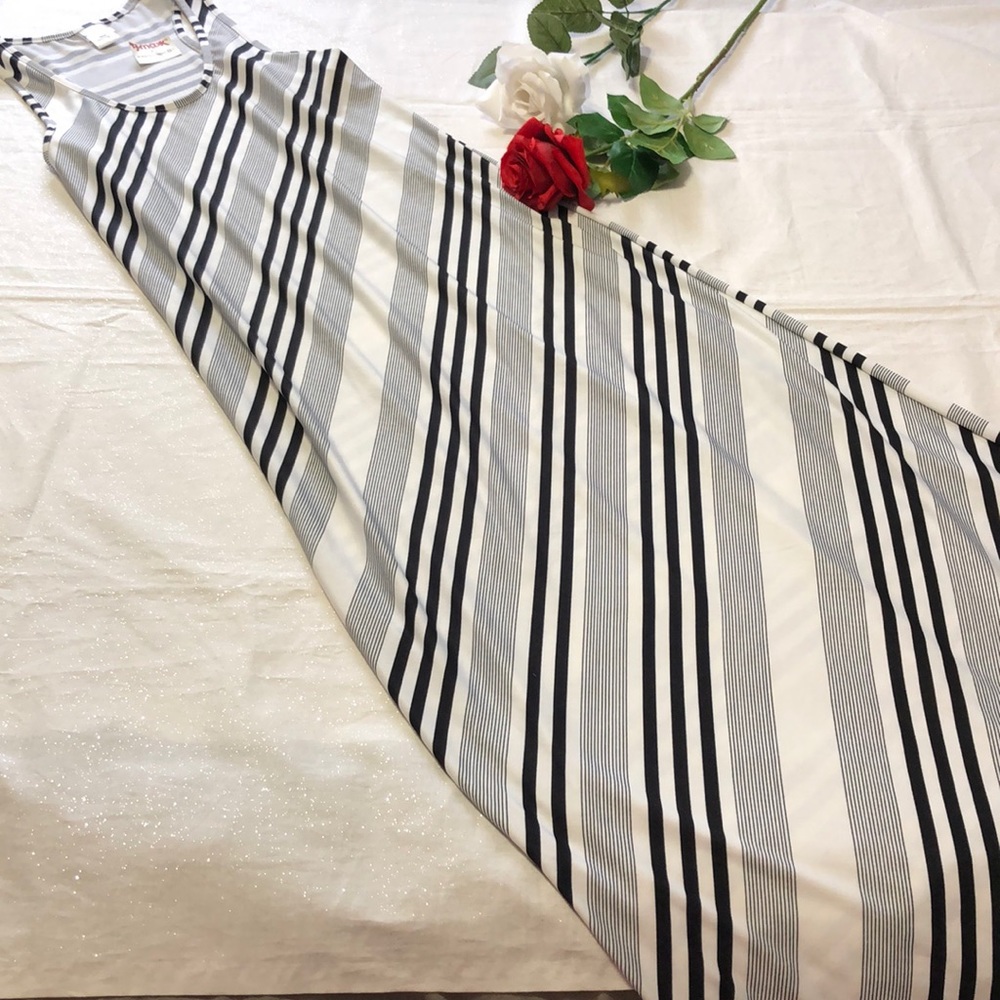 Cover Me Swim Maxi Dress Striped M NWT